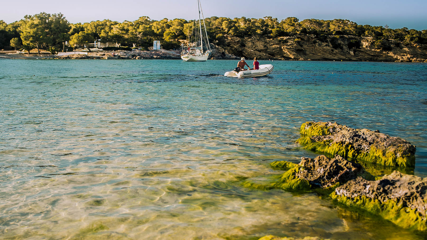 Cala Bassa en Ibiza. Foto: David Holderbach en Flickr.