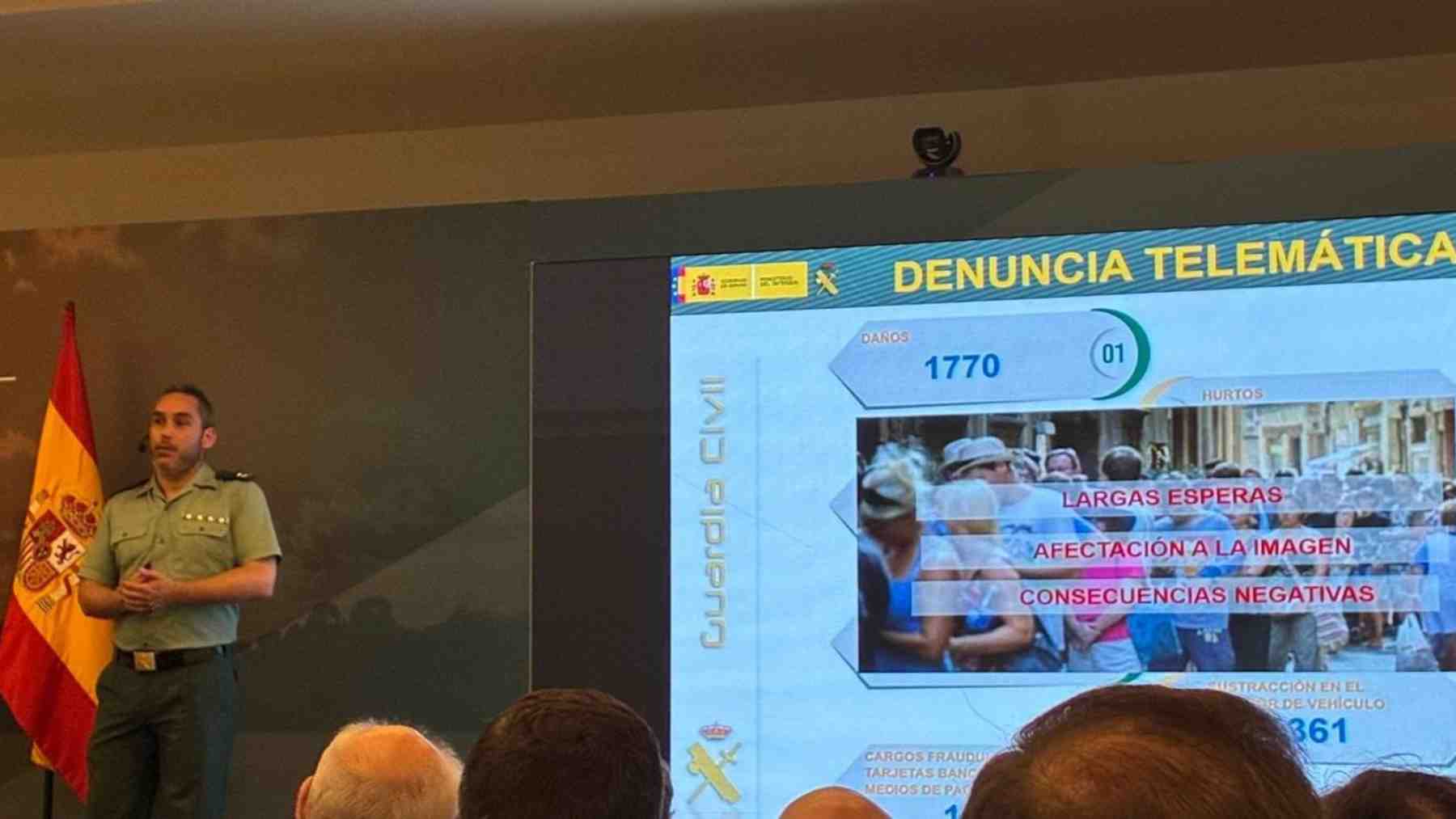 Presentación del nuevo sistema de denuncia telemática de la Guardia Civil.