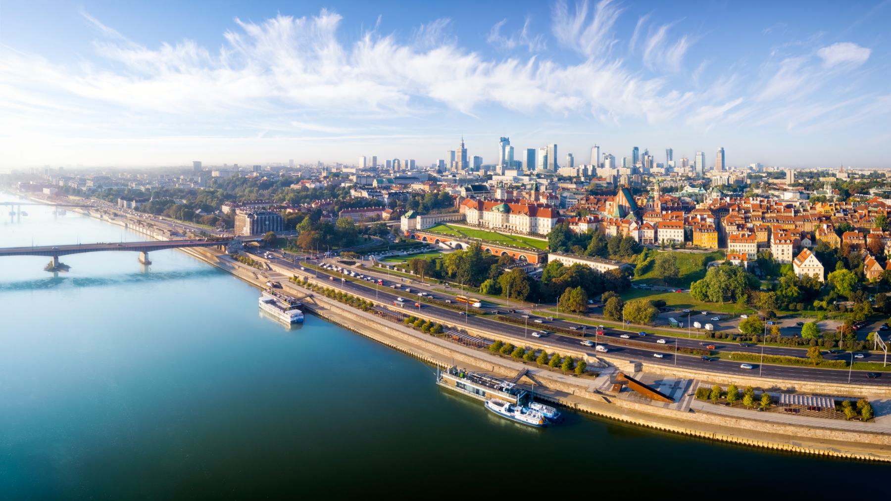 Vista aérea de Varsovia (Polonia). (iStock).