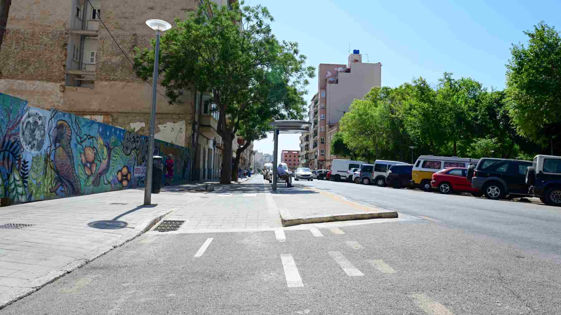 El Ayuntamiento de Palma ha completado la renovación de las aceras de la calle Pérez Galdós.