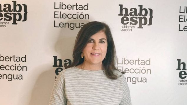 Hablamos Español aplaude la llegada del bilingüismo al Parlament pero advierte: «Lo creeremos cuando lo veamos»