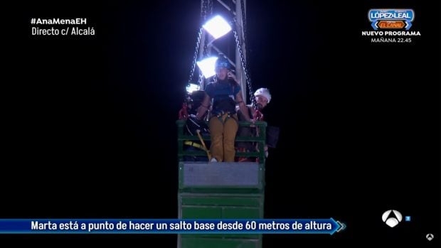 Marta Jiménez, la especialista de El Hormiguero, durante una de sus pruebas en el programa (Atresmedia).