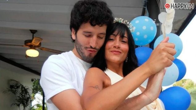 Sebastián Yatra y Aitana en el cumpleaños de la artista. (Instagram)