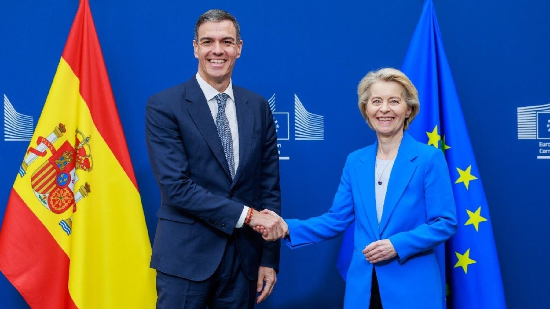 Pedro Sánchez y Ursula von der Leyen. (EP)