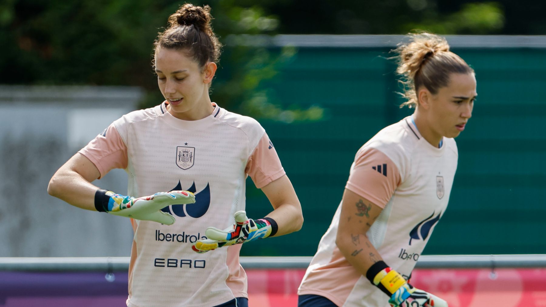 Adriana Nanclares y Cata Coll. (EFE)