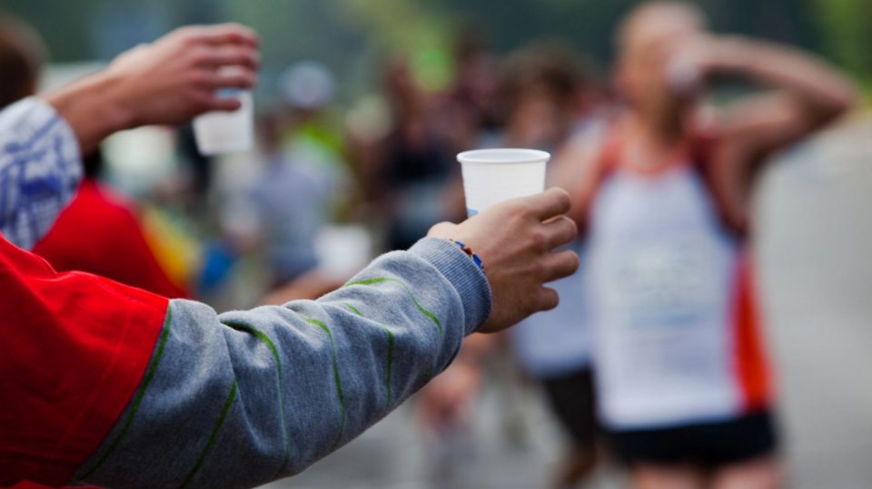 Así funciona el nuevo sensor que avisa cuándo tienes que beber para evitar la deshidratación