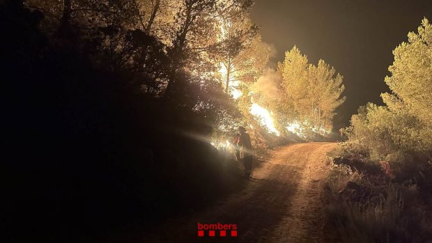 incendio bomberos cataluña