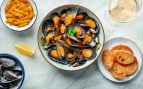 Ni limón ni patatas fritas: el truco del chef Jesús Sánchez para hacer de los mejillones de lata un plato gourmet