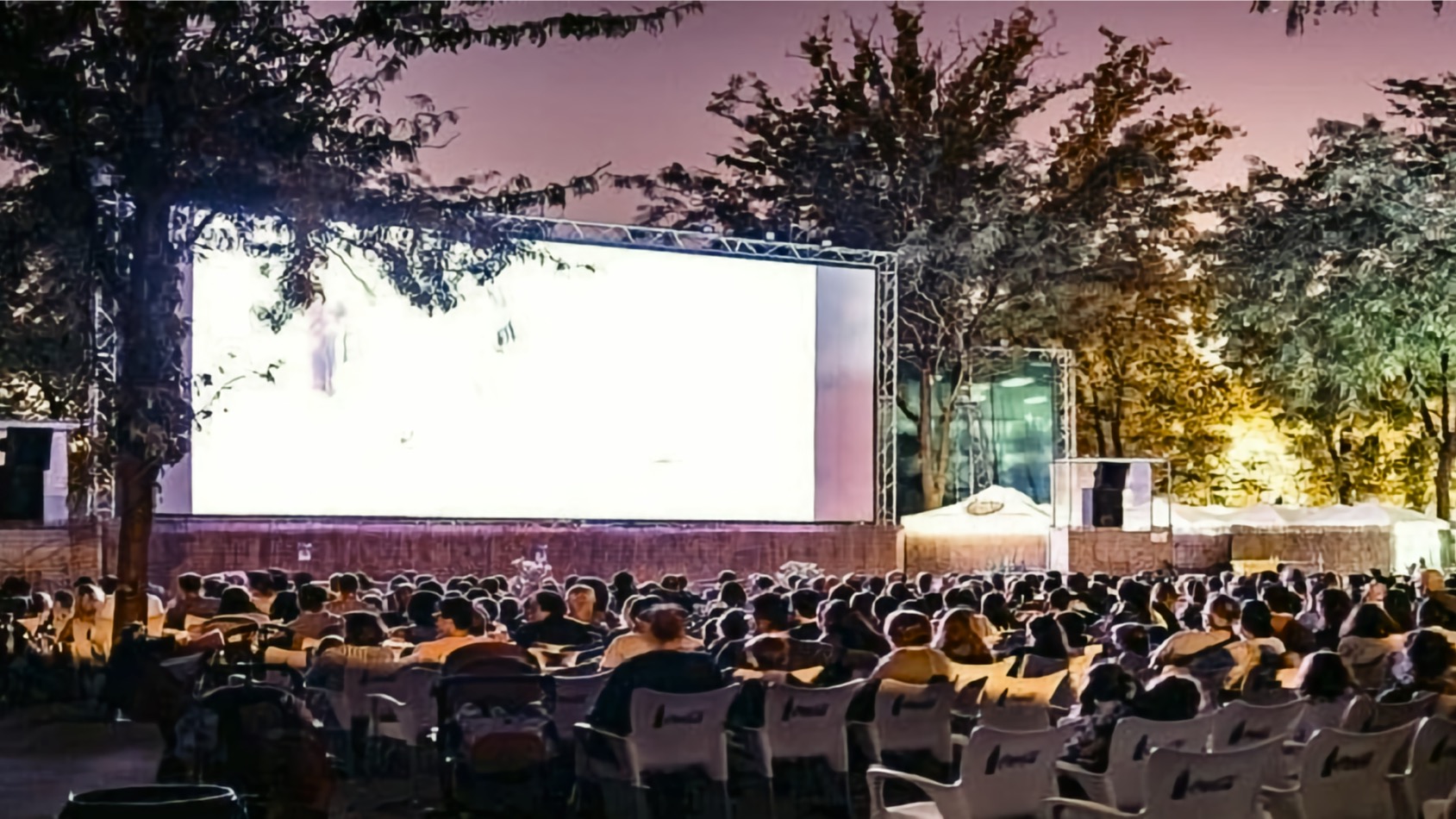 CINE CALIENTE