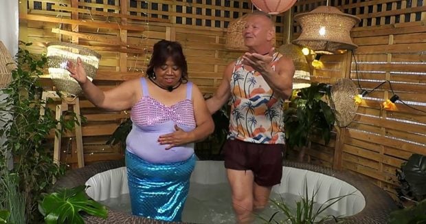 Rambito y María Corazón en el plató de First Dates (Mediaset).