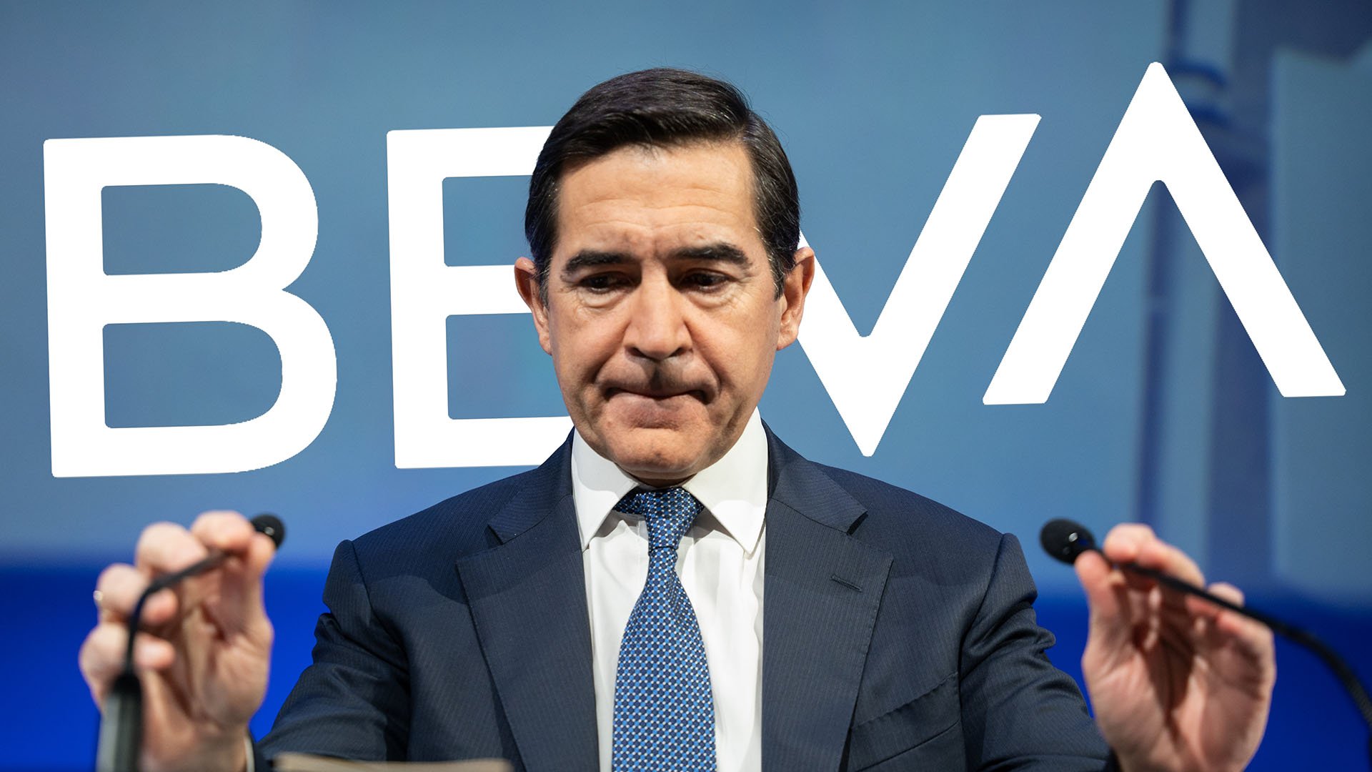 BBVA abre la puerta a retirar la OPA sobre Sabadell al aplazar su lanzamiento a septiembre