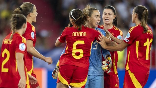 Cata Coll, España, Alemania, Eurocopa