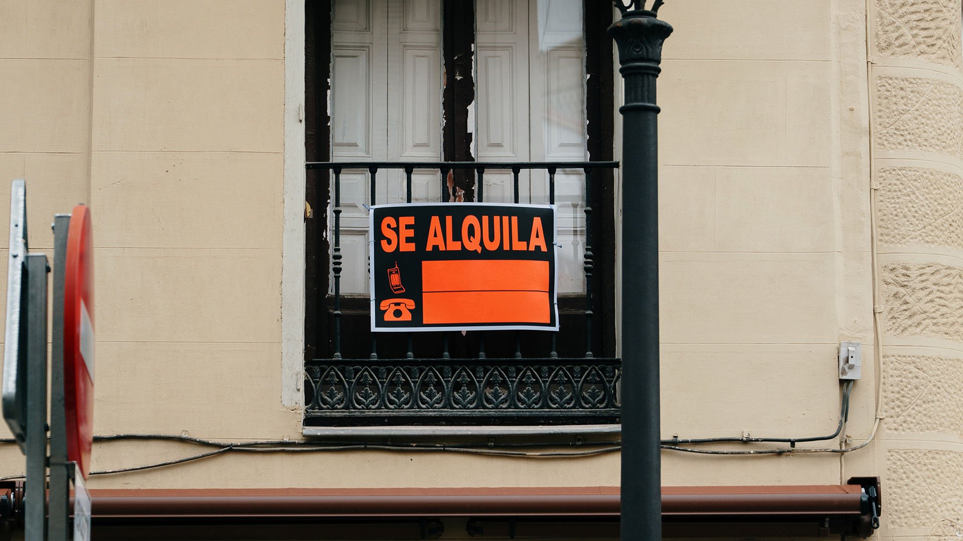 La ley de Vivienda del Gobierno dispara el alquiler: los españoles ya gastan más del 50% del sueldo