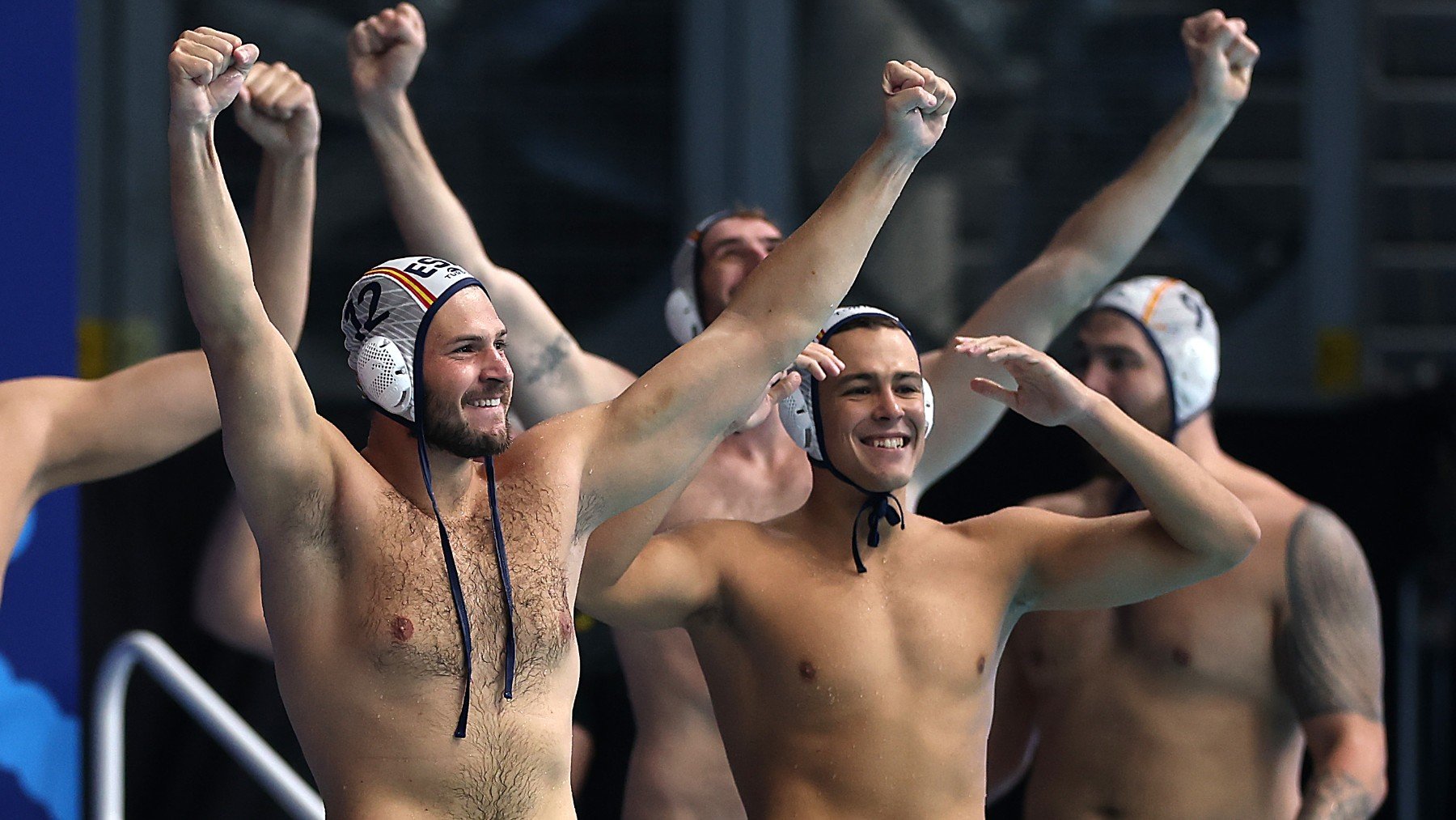 Los jugadores de la selección española celebran la victoria ante Hungría en la final del Mundial. (Getty)
