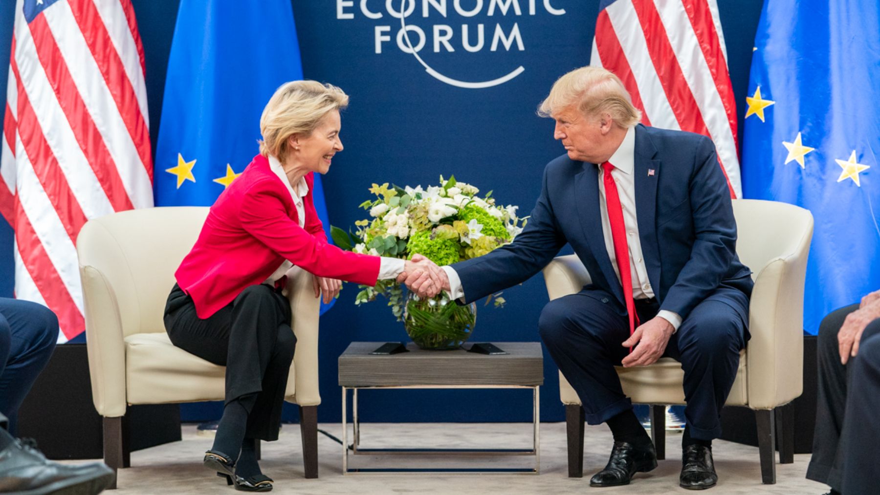 Von der Leyen y Trump buscarán alcanzar un acuerdo comercial el domingo en Escocia sobre los aranceles