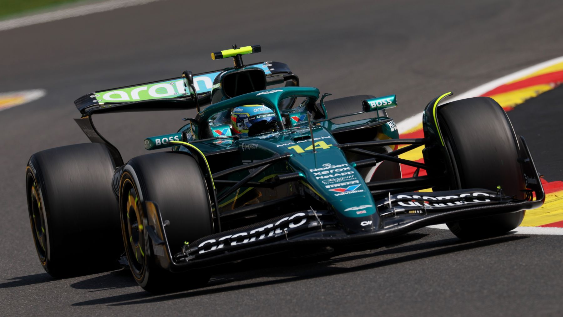 Alonso se ilusiona y Williams obliga a Sainz a esprintar en los únicos entrenamientos de Spa