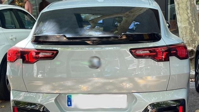 Se compra un coche de alta gama simulando una transferencia bancaria y el juez la manda a la cárcel