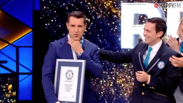 Jesús Vázquez obtiene su Récord Guinness. (Mediaset)