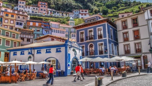 Comprar una casa en Cudillero, dónde comprar una casa cerca del mar en Asturias, viviendas baratas de verano, viviendas a la venta cerca del mar, el mejor pueblo para adquirir una vivienda en la playa.