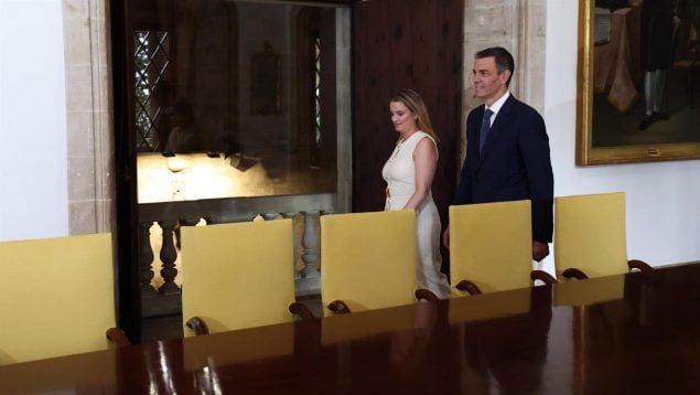 Sánchez anima a Baleares a abrir el turismo al mercado asiático en contra del PSIB que exige decrecimiento
