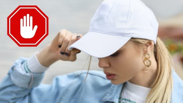 Multa por llevar gorra