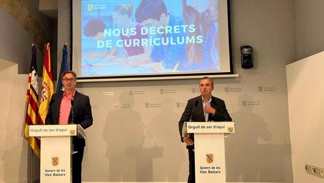 Baleares matemáticas pantallas, Colegios móviles