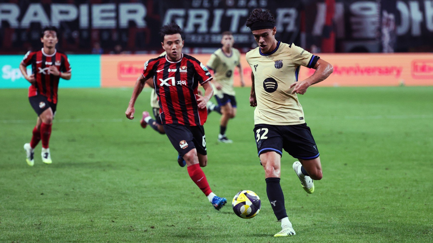 Héctor Fort durante el partido de pretemporada frente al Seúl. (Getty)