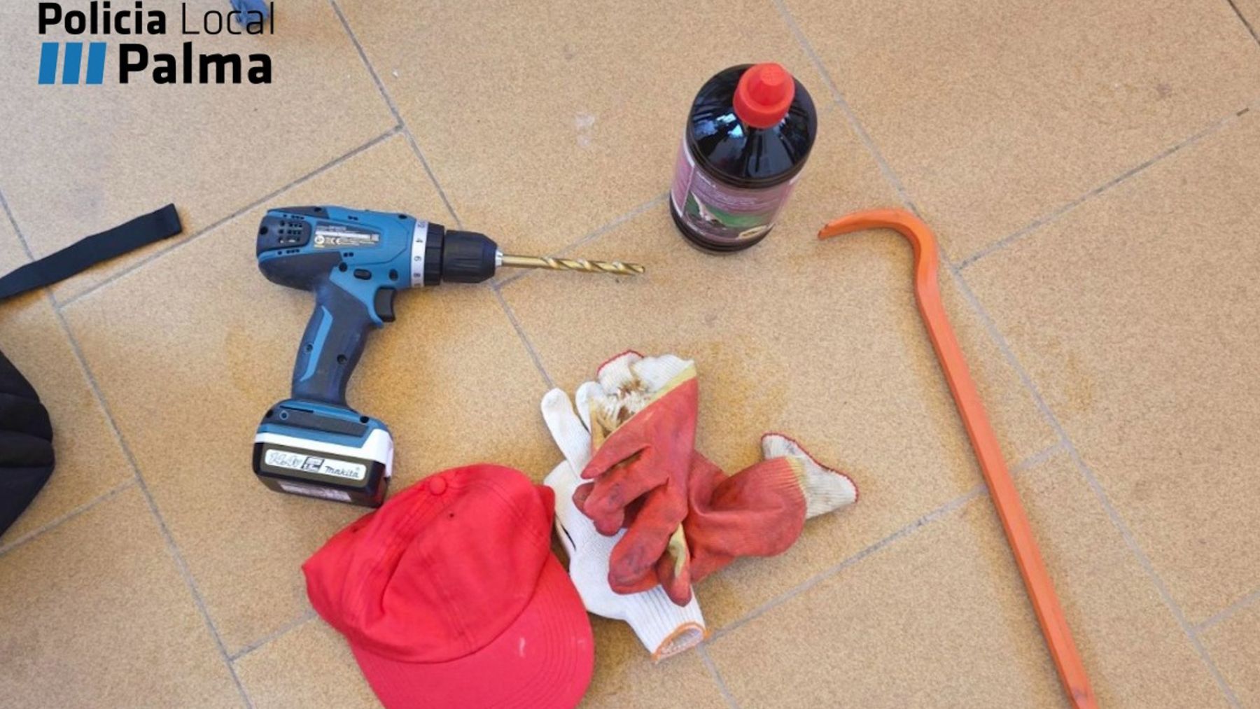 Material intervenido por la Policía Local.