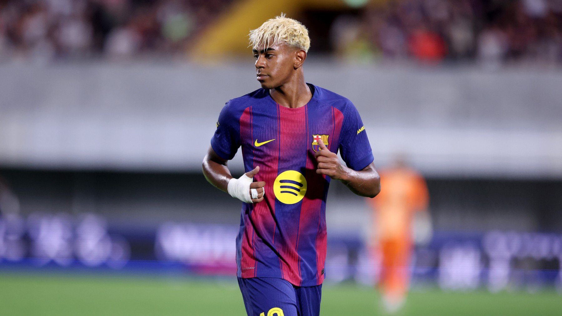 Lamine Yamal durante un partido del Barcelona en pretemporada. (Getty)
