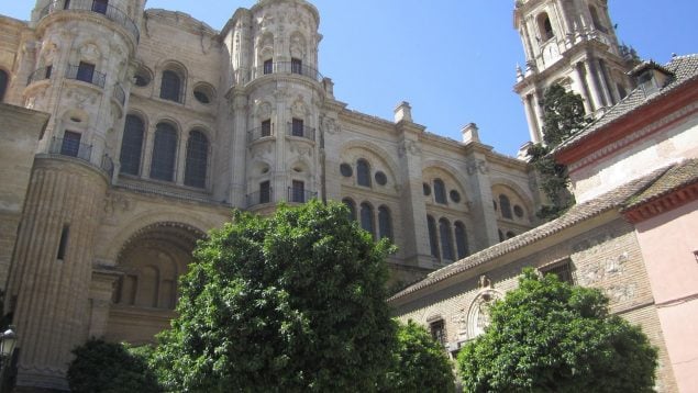 Refugio climático en Málaga, protegerse del calor en verano en Málaga, ola de calor en Andalucía, lugares a la sombra en Málaga.