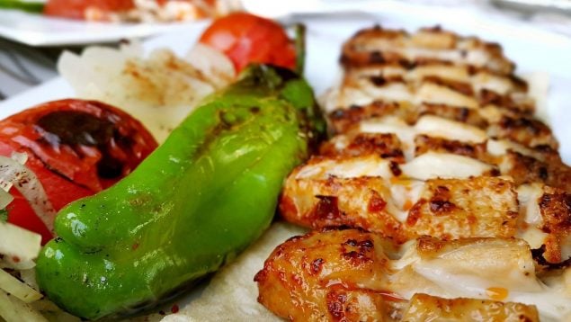 El mejor restaurante de carretera de Galicia, mejores restaurantes de carretera gallegos, cuál es el mejor restaurante de carretera según los camioneros de Galicia, dónde comer en Lugo, mejor restaurante para comer pulpo.