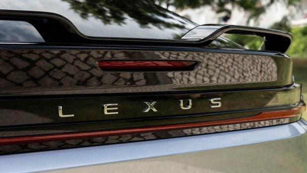 Logo de Lexus