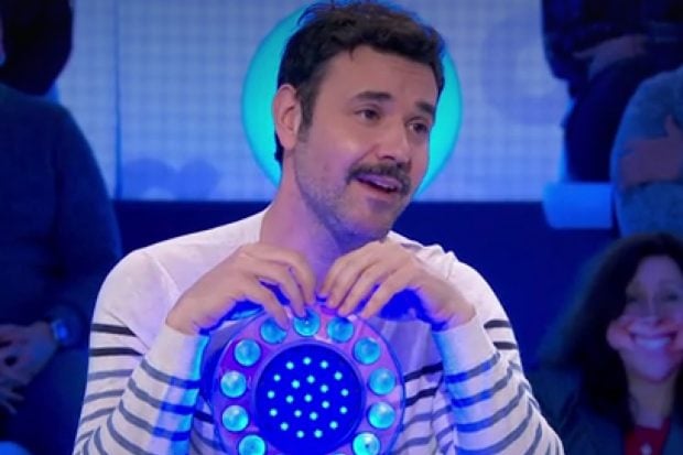 El actor Miquel Fernández en el plató de 'Pasapalabra' (Atresmedia).