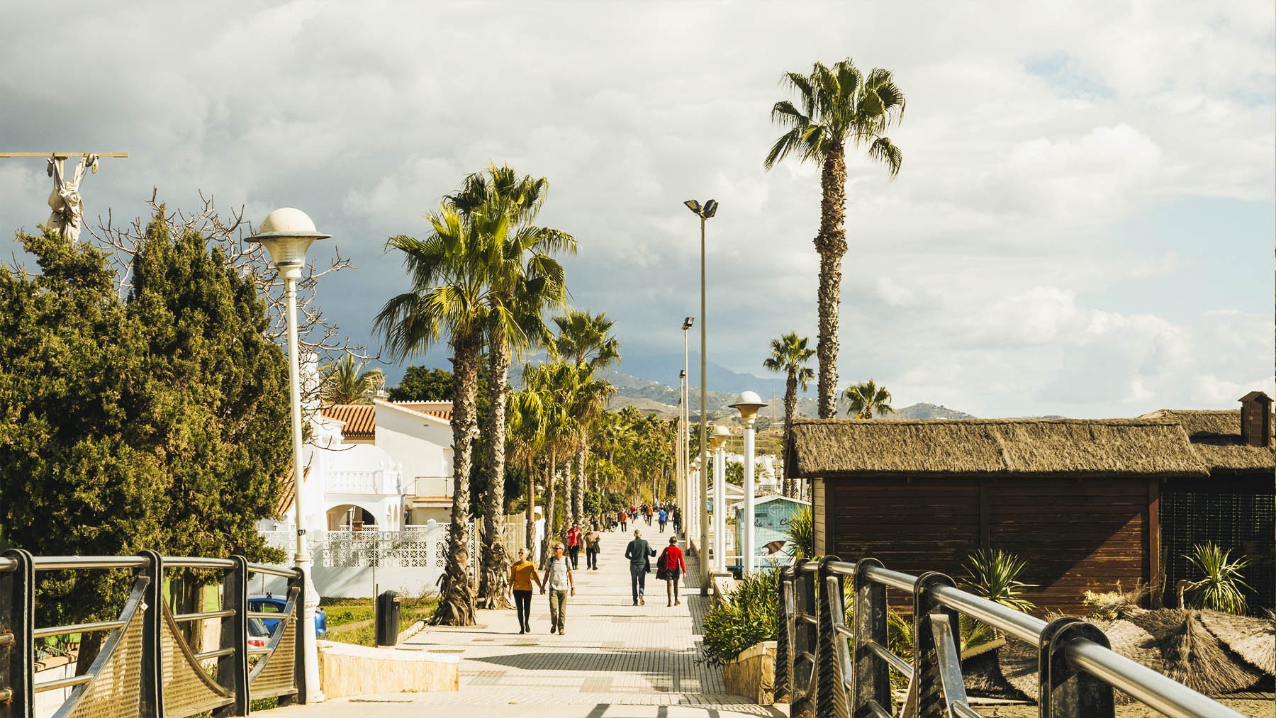 Pasarela en Caleta de Vélez. Foto: Wayloncash en Flickr.