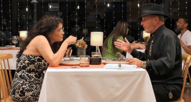 Jeannie y Juan Carlos en 'First Dates'. (Mediaset)