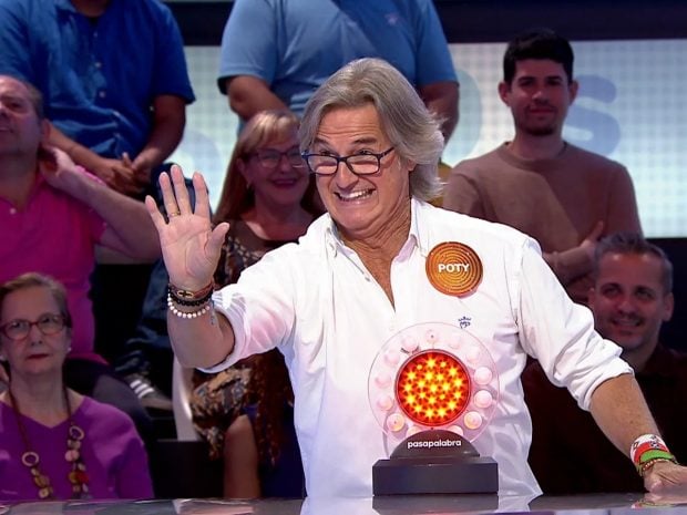 El coreógrafo y presentador Poty Castillo en Pasapalabra (Atresmedia).