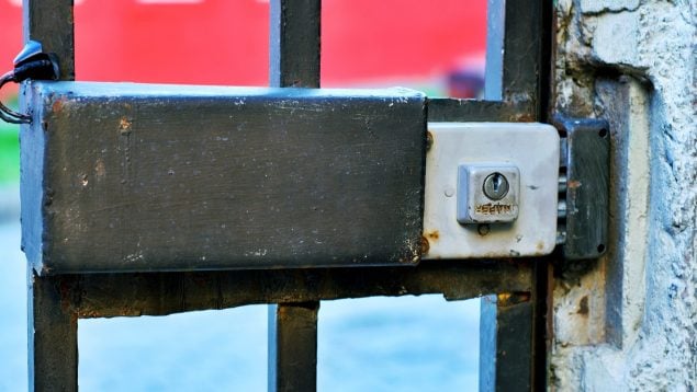 Consejo Álvaro Herreruela para luchar contra los okupas, trucos anti okupas, cómo frenar la okupación, vivienda, evitar okupas en casa, problema okupación en España, okupas en España, okupación, trucos anti okupas.
