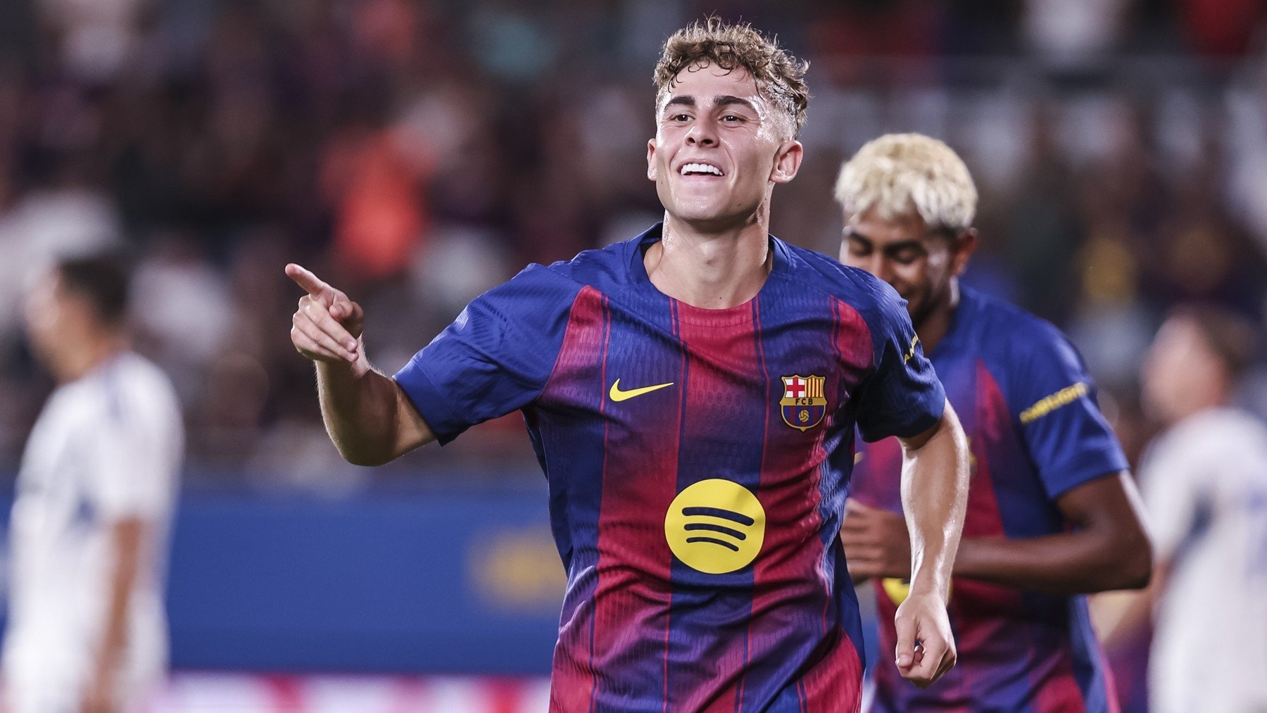 Fermín López celebrando un gol con el Barcelona en el Gamper. (Europa Press)