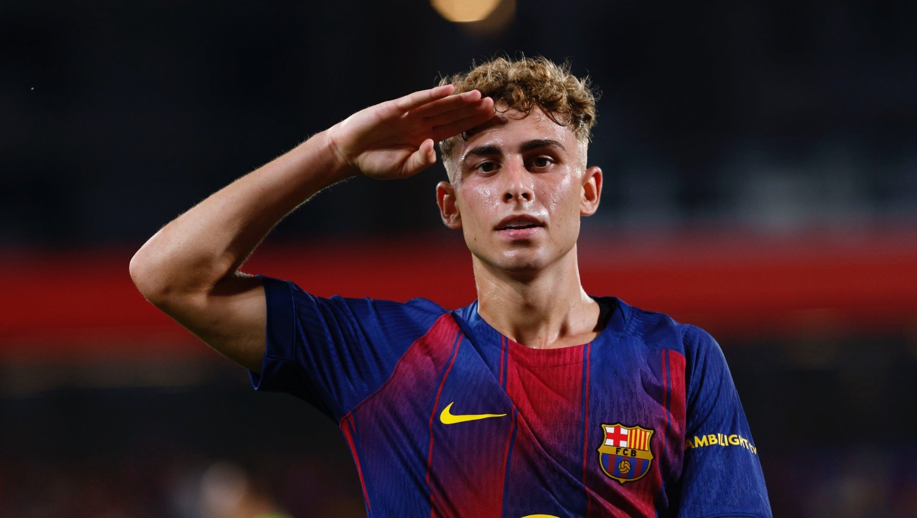 Fermín López celebra uno de los goles del Gamper. (EFE)