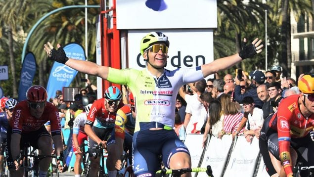 El ciclista Gerben Thijssen en la Vuelta Ciclista a España. (Foto: Gtres)