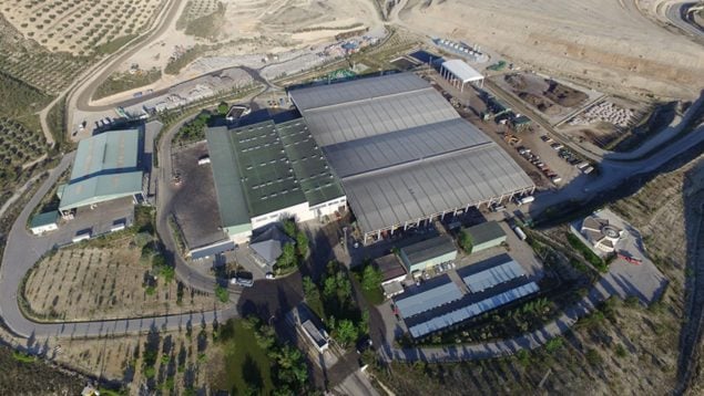 ¿Qué pasa en la planta de residuos de Alhendín? 4 muertes en 10 años por aplastamientos y atropellos