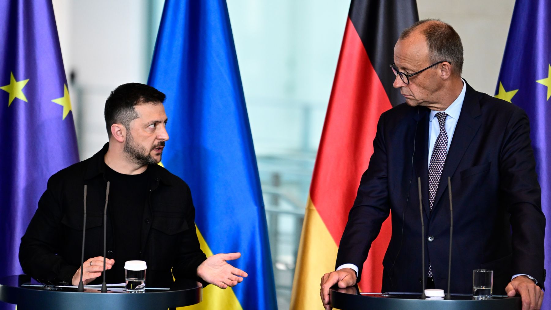Friedrich Merz, canciller de Alemania, y Volodímir Zelenski. (Ep)