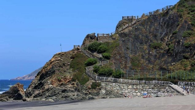 Viviendas baratas cerca del mar, comprar casa en la playa, dónde adquirir una vivienda en la playa, comprar casa en Soto del Barco, pueblo favorito de Rubén Darío, Soto del Barco, pueblos bonitos de Asturias.