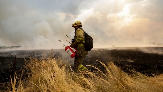 Bombero incendio