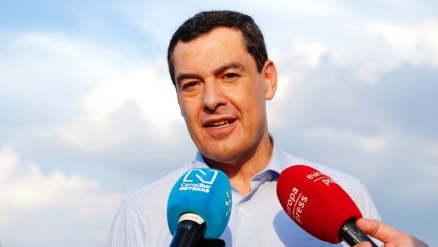 Moreno se cansa de Puente y sus «lamentables» tuits tras los incendios: «Es el mamporrero del Gobierno»