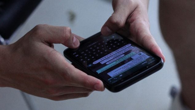 desactivar notificaciones reacciones WhatsApp