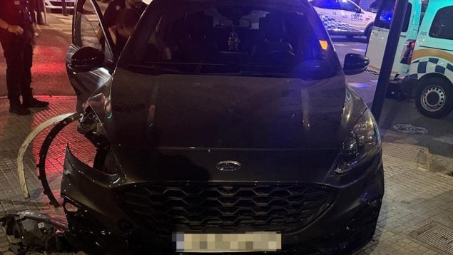 Una pareja de colombianos bebidos se estampan contra cinco coches en Playa de Palma
