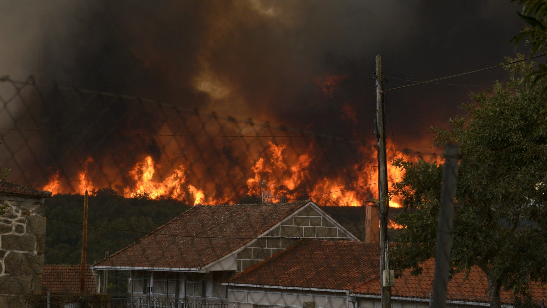 Incendio Orense. (EP)