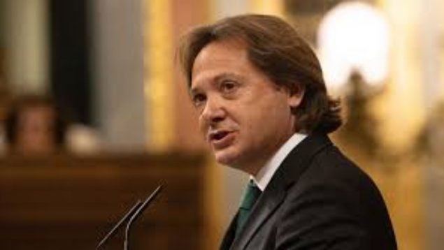 Vox denuncia en el Congreso que la Guardia Civil aparca la seguridad en Baleares para atender pateras