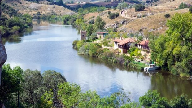 Río Duero a su paso por Soria.
